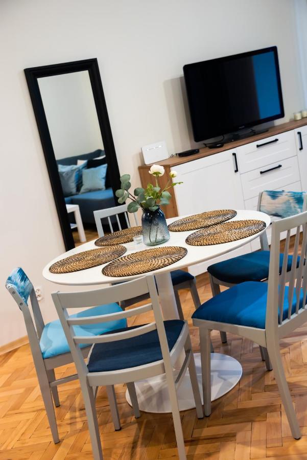 Old Town Eclectic Apartment For 6 People وارسو المظهر الخارجي الصورة