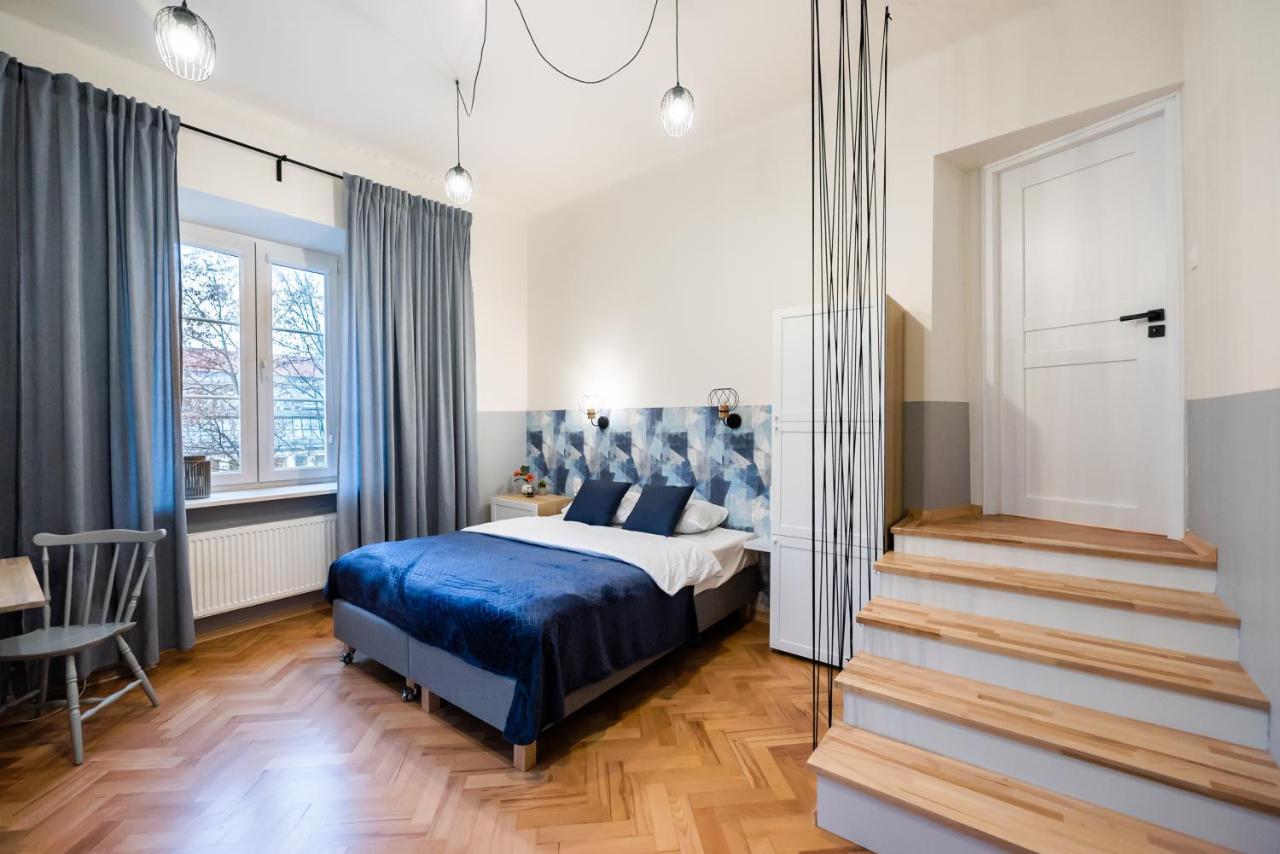 Old Town Eclectic Apartment For 6 People وارسو المظهر الخارجي الصورة