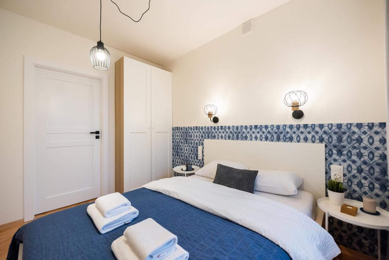 Old Town Eclectic Apartment For 6 People وارسو المظهر الخارجي الصورة